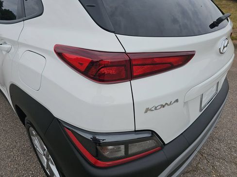 Certified 2023 Hyundai Kona SEL w/ Convenience Package AWD/4WD image 30