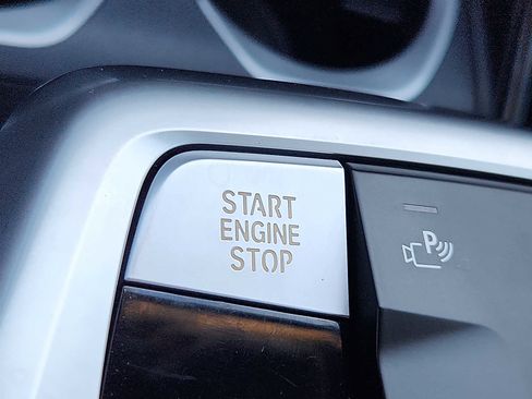 Used 2025 BMW X1 xDrive28i w/ Convenience Package image 23