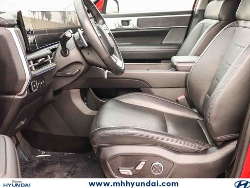 Certified 2024 Hyundai Santa Fe Limited FWD image 17