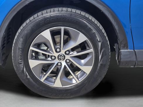 Used 2016 Toyota RAV4 XLE image 8