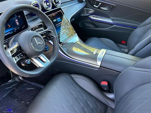 Used 2025 Mercedes-Benz CLE 53 AMG 4MATIC Coupe image 4