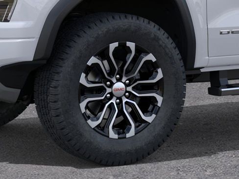 New 2026 GMC Canyon Denali AWD/4WD image 9
