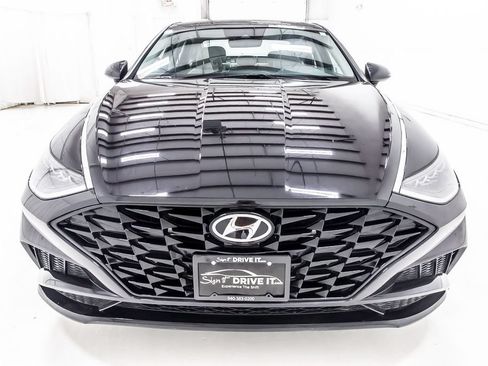 Used 2023 Hyundai Sonata SEL w/ Preferred Accessory Package FWD image 11