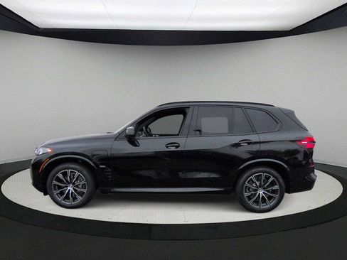 Used 2026 BMW X5 xDrive50e w/ M Sport Package AWD/4WD image 5