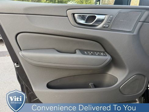 New 2026 Volvo XC60 B5 Ultra w/ Protection Package Premier AWD/4WD image 11