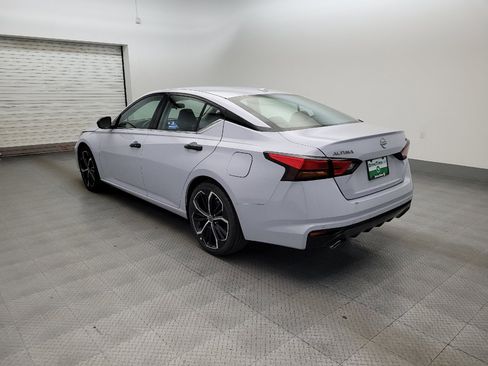 Used 2024 Nissan Altima 2.5 SR FWD image 5