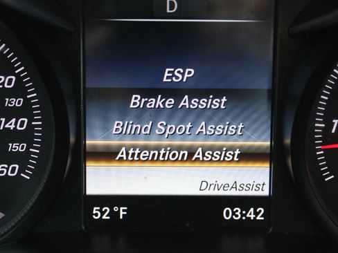 Used 2018 Mercedes-Benz C 300 4MATIC Sedan image 43