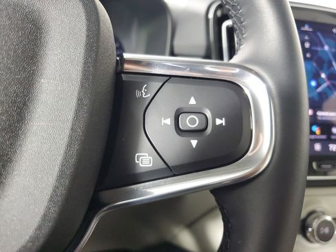 Certified 2026 Volvo XC40 B5 Plus w/ Protection Package Premier AWD/4WD image 28