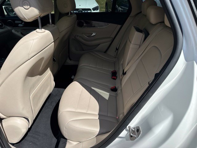 Used 2022 Mercedes-Benz GLC 300 w/ Multimedia Package Lite image 9