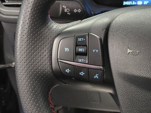 Used 2023 Ford Escape ST-Line image 15