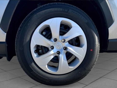 Used 2025 Toyota RAV4 LE FWD image 12