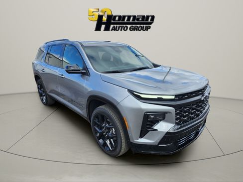 Used 2025 Chevrolet Traverse RS AWD/4WD image 7