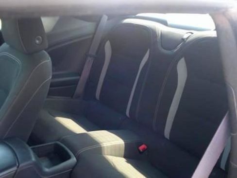Used 2017 Chevrolet Camaro LT RWD image 9