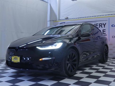 Used 2022 Tesla Model X AWD/4WD image 3