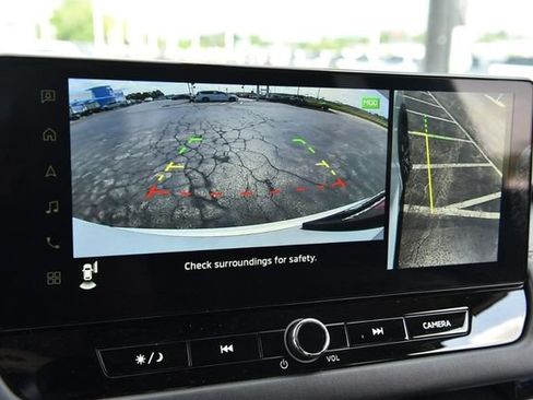 Used 2025 Mitsubishi Outlander SE AWD/4WD image 14