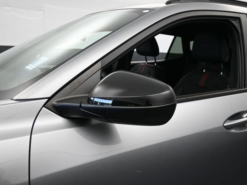 Used 2024 Chevrolet Trax RS w/ Sunroof Package image 33