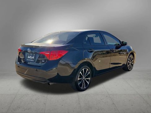 Used 2019 Toyota Corolla L image 6