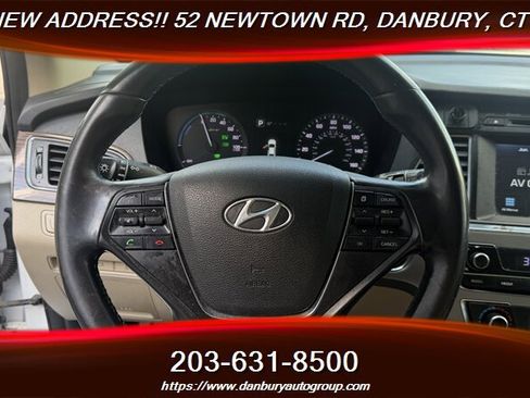 Used 2017 Hyundai Sonata Limited FWD image 16