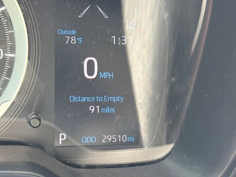 Used 2021 Toyota Corolla LE FWD image 12