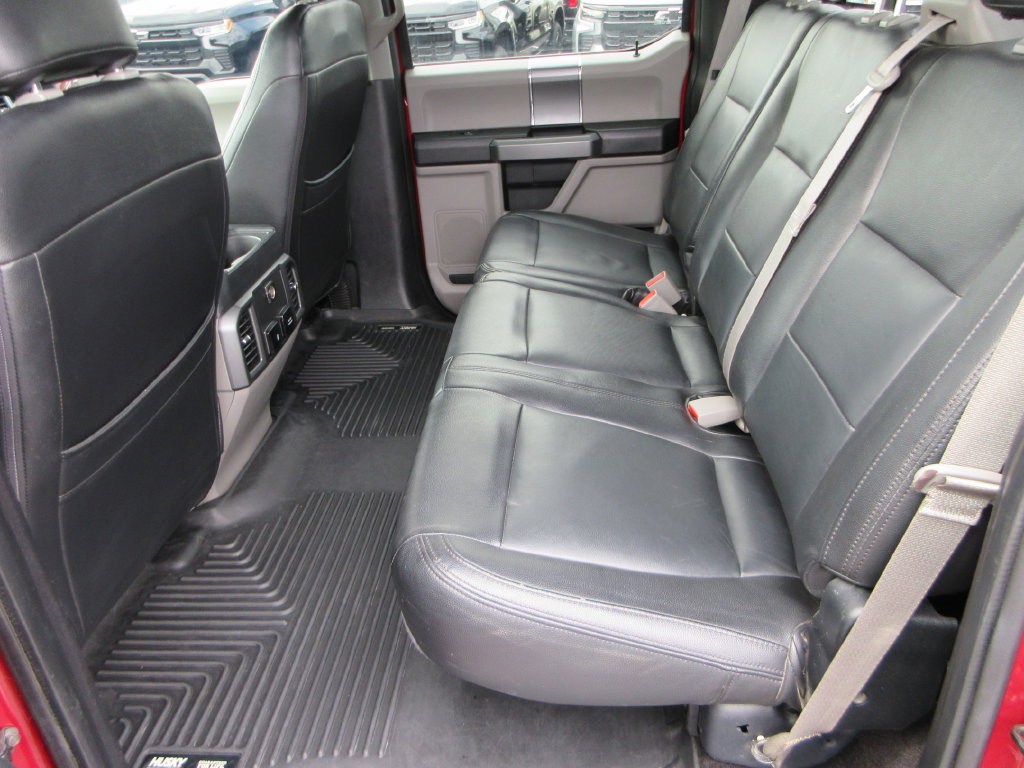 Used 2018 Ford F150 XLT w/ Equipment Group 302A Luxury AWD/4WD image 16