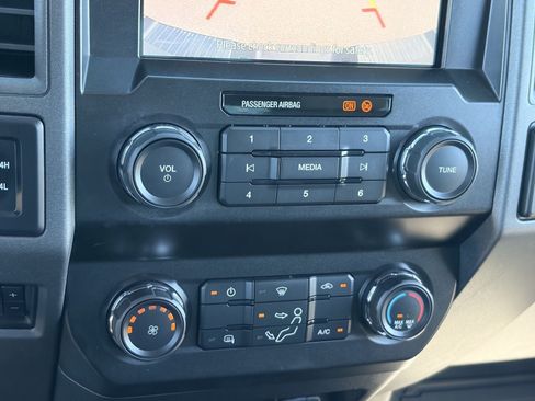 Certified 2021 Ford F250 XL w/ STX Appearance Package AWD/4WD image 24