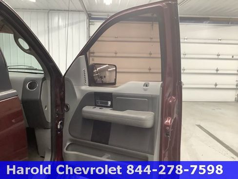 Used 2005 Ford F150 XLT image 10