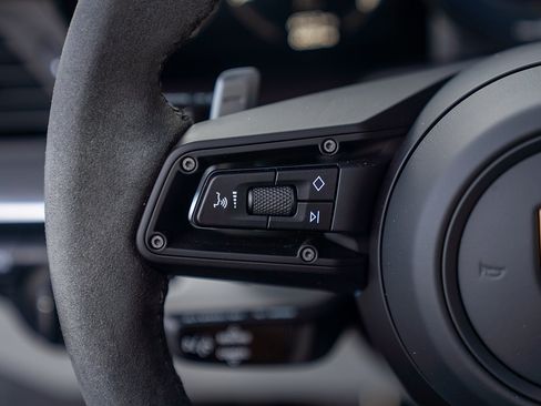 Certified 2023 Porsche 911 Targa 4 GTS AWD/4WD image 7