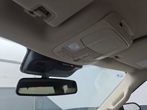 Used 2024 Ford Expedition Limited image 44