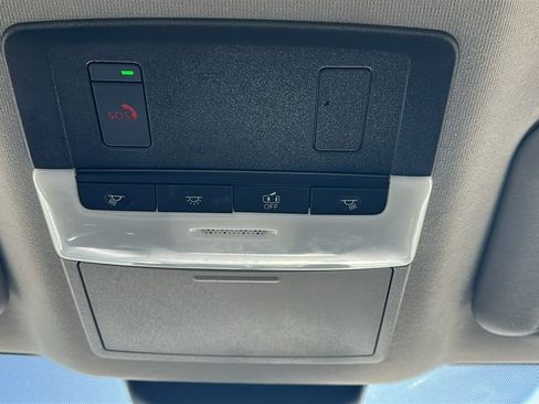 Used 2025 Nissan Sentra SV image 29