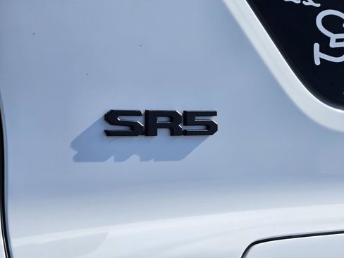 Used 2025 Toyota 4Runner SR5 image 7