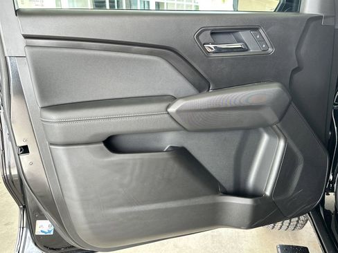 New 2026 GMC Canyon Elevation w/ Convenience Package image 11