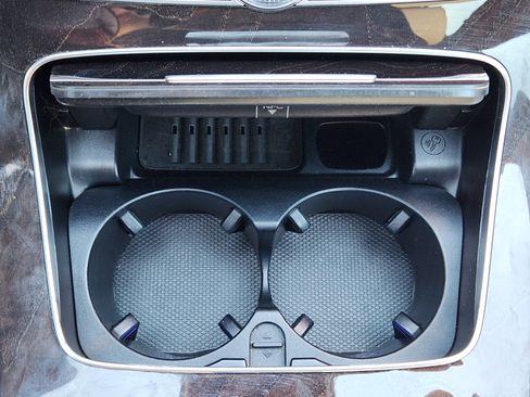 Used 2019 Mercedes-Benz E 300 E 300 image 18