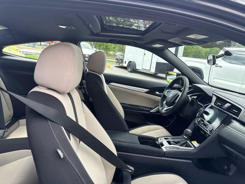 Used 2017 Honda Civic EX-T image 37