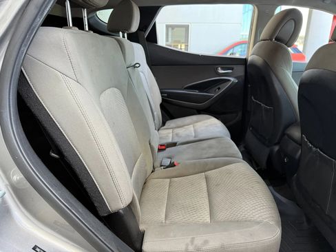 Used 2018 Hyundai Santa Fe Sport image 20