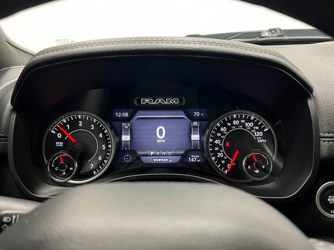 Used 2019 RAM 1500 Laramie w/ Sport Appearance Package AWD/4WD image 23
