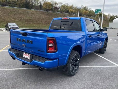 New 2026 RAM 1500 4x4 Crew Cab image 8