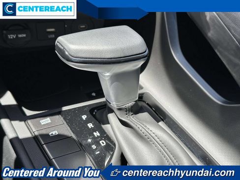 Used 2025 Hyundai Elantra Sport FWD image 25