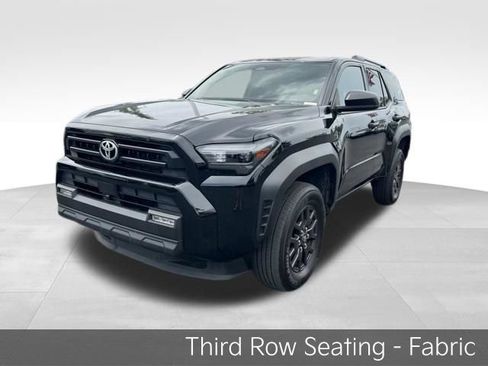 Used 2025 Toyota 4Runner SR5 AWD/4WD image 3