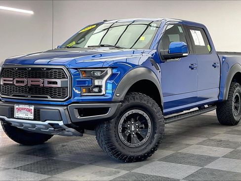 Used 2018 Ford F150 Raptor w/ Equipment Group 802A Luxury image 12