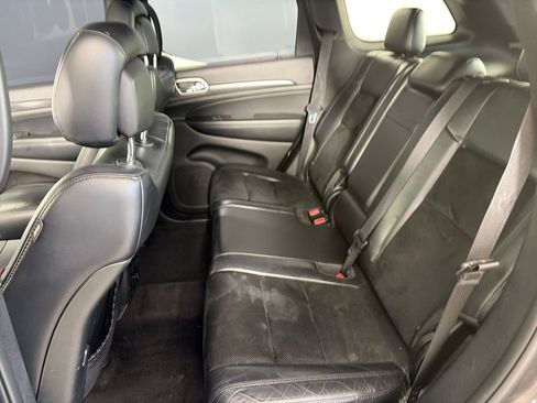 Used 2018 Jeep Grand Cherokee Altitude AWD/4WD image 13