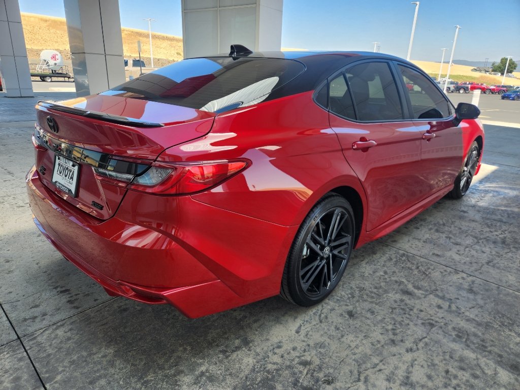 Used 2025 Toyota Camry XSE w/ Premium Package AWD/4WD image 9