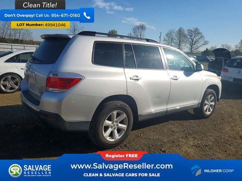 Used 2013 Toyota Highlander Plus AWD/4WD image 4