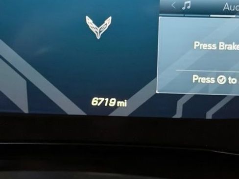 Used 2023 Chevrolet Corvette Stingray Preferred Conv w/ Chrome Exterior Badge Package RWD image 5