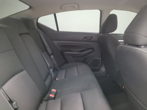 Used 2023 Nissan Altima 2.5 SV image 19