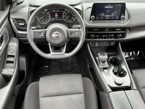 Used 2024 Nissan Rogue SV AWD/4WD image 10
