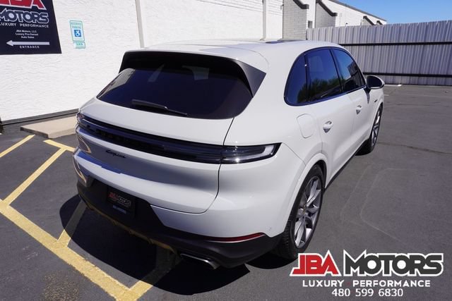 Used 2024 Porsche Cayenne AWD/4WD image 85