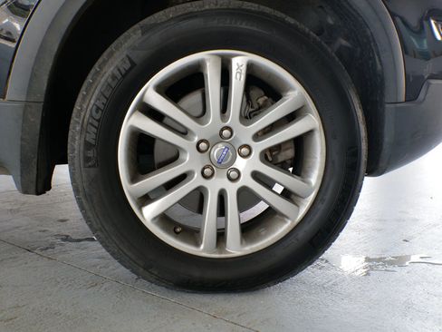 Used 2010 Volvo XC90 3.2 image 35