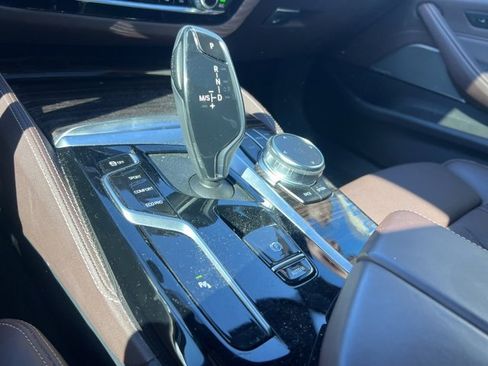 Used 2023 BMW 540i w/ M Sport Package image 18