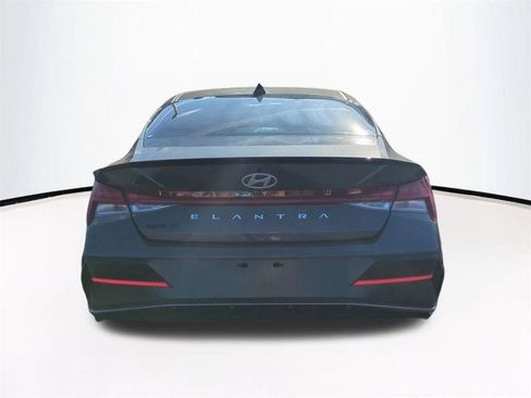 New 2026 Hyundai Elantra SEL Sport image 6