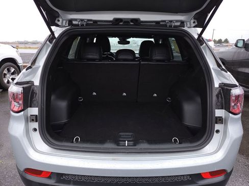 Used 2026 Jeep Compass Latitude AWD/4WD image 21